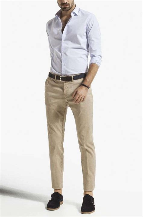 pantalone beige camicia bianca